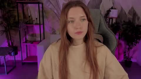 Jenny NO Nude online show from December 2, 6:25 pm