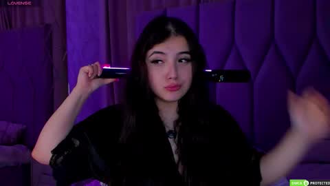 Jenny Ferguson online show from September 17, 6:59 am