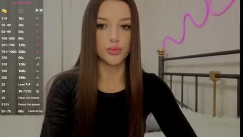 Jenny online show from June 22, 7:22 pm