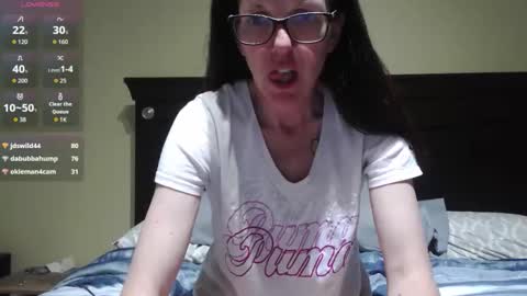 jenroses82 online show from May 15, 11:45 pm