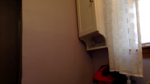 jenskiiee_xo online show from March 30, 12:06 pm