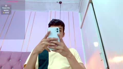  JEREMIAS  online show from March 31, 12:05 pm