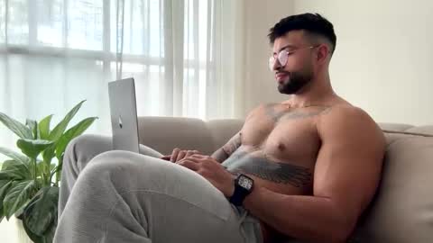 Jeremy online show from April 11, 8:13 pm