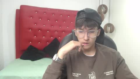 Jeremy online show from December 17, 11:38 am