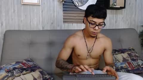 Jeremy online show from February 5, 7:40 pm