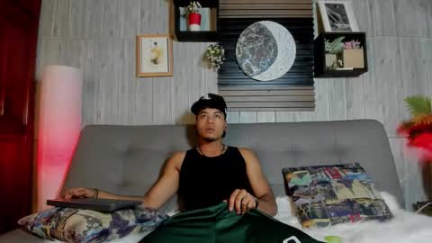 Jeremy online show from February 20, 9:48 pm