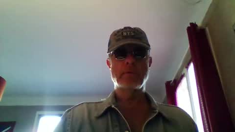 jerflor online show from April 14, 5:19 pm