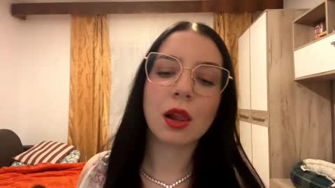 Lucy online show from January 14, 7:19 pm