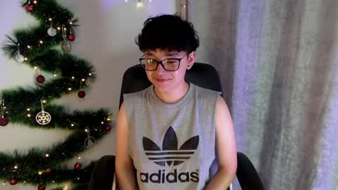 Snapshot of jero_harper1 chatting on December 27, 7:46 pm jero harper1 online show from December 27, 7:46 pm