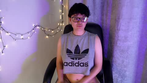 Snapshot of jero_harper1 chatting on January 4, 7:44 pm jero harper1 online show from January 4, 7:44 pm