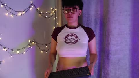 Snapshot of jero_harper1 chatting on January 16, 10:12 pm jero harper1 online show from January 16, 10:12 pm