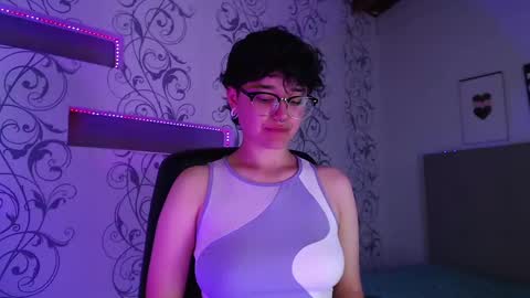 Snapshot of jero_harper1 chatting on March 4, 7:32 pm jero harper1 online show from March 4, 7:32 pm