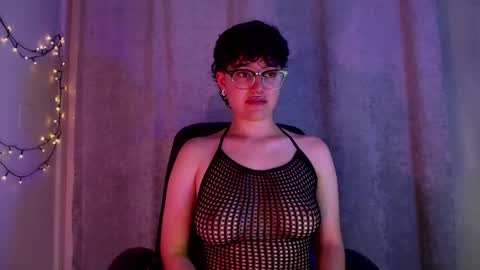 Snapshot of jero_harper1 chatting on March 11, 8:20 pm jero harper1 online show from March 11, 8:20 pm