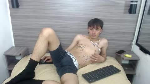 Jerom xx online show from October 8, 8:17 pm
