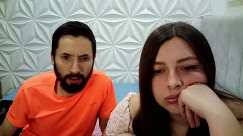 Snapshot of jerryandjessicaa chatting on December 23, 12:03 am Jess y Jerry online show from December 23, 12:03 am