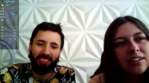 Snapshot of jerryandjessicaa chatting on October 24, 7:10 pm Jess y Jerry online show from October 24, 7:10 pm