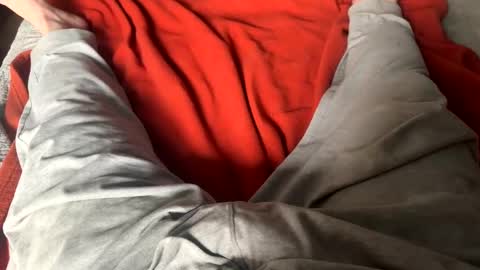 Snapshot of jerswill chatting on February 4, 8:28 pm Jeremys room chill and puff one enjoy online show from February 4, 8:28 pm