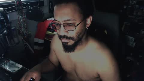 Snapshot of jerzey2k2 chatting on February 18, 6:59 pm Jerzey2k2 aka the Alpha online show from February 18, 6:59 pm