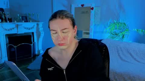 jes_solar online show from April 1, 8:39 pm