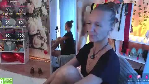 Snapshot of jesica_moon_peachyy chatting on June 28, 5:02 am jesica_moon_peachyy online show from June 28, 5:02 am