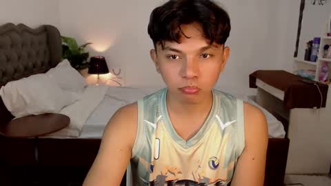 Snapshot of jesie_hot69 chatting on December 10, 6:01 am jesie_hot69 online show from December 10, 6:01 am