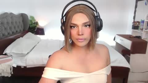 Snapshot of jesie_hot69 chatting on February 20, 2:24 pm jesie_hot69 online show from February 20, 2:24 pm