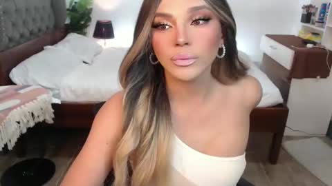 Snapshot of jesie_hot69 chatting on March 12, 12:47 pm jesie_hot69 online show from March 12, 12:47 pm