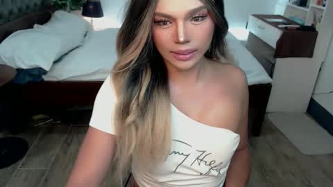 Snapshot of jesie_hot69 chatting on November 11, 6:52 pm jesie_hot69 online show from November 11, 6:52 pm