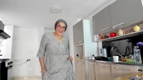 Snapshot of jess1ca_herrera chatting on January 23, 7:07 pm jessica herreraToday I will be your devil and you my victim online show from January 23, 7:07 pm