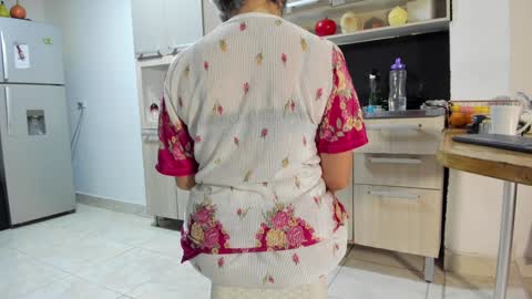 Snapshot of jess1ca_herrera chatting on January 25, 4:23 am jessica herreraToday I will be your devil and you my victim online show from January 25, 4:23 am