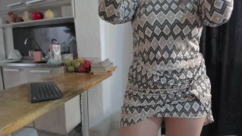 Snapshot of jess1ca_herrera chatting on January 30, 5:39 pm jessica herreraToday I will be your devil and you my victim online show from January 30, 5:39 pm