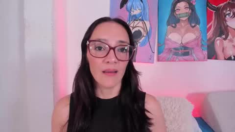 Snapshot of jess1ca_herrera chatting on October 3, 9:45 pm jessica herreraToday I will be your devil and you my victim online show from October 3, 9:45 pm