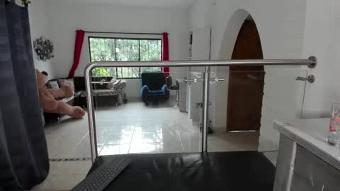 Snapshot of jess1ca_herrera chatting on October 17, 9:50 pm jessica herreraToday I will be your devil and you my victim online show from October 17, 9:50 pm