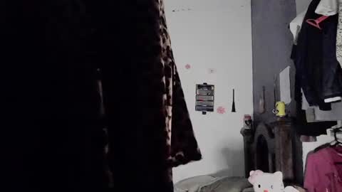 Snapshot of jess_sweett chatting on December 6, 8:48 am Jessica online show from December 6, 8:48 am