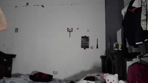 Snapshot of jess_sweett chatting on December 8, 4:35 am Jessica online show from December 8, 4:35 am