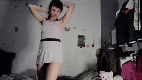 Snapshot of jess_sweett chatting on December 13, 9:35 am Jessica online show from December 13, 9:35 am