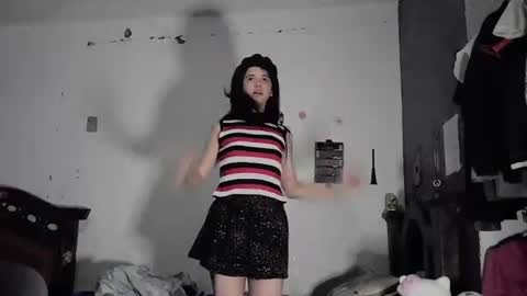 Snapshot of jess_sweett chatting on December 15, 3:24 am Jessica online show from December 15, 3:24 am