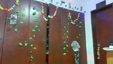 Jessica online show from April 14, 7:20 pm