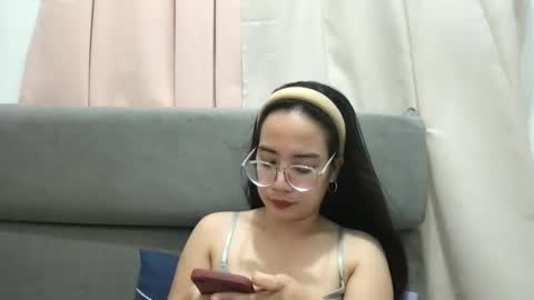 Snapshot of jessalicious_143 chatting on February 24, 12:05 pm Jessa online show from February 24, 12:05 pm