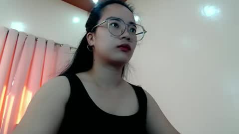 Snapshot of jessalicious_143 chatting on November 23, 12:43 am Jessa online show from November 23, 12:43 am