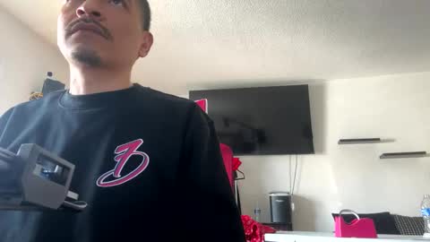 Snapshot of jesselopezcali chatting on January 31, 5:10 pm Hungjessy online show from January 31, 5:10 pm