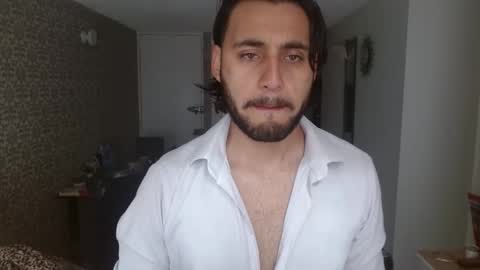 Angel  Demon online show from February 4, 2:01 pm