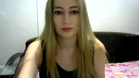 Snapshot of jessfox1 chatting on December 23, 4:01 am JessFox1 online show from December 23, 4:01 am