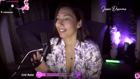 Snapshot of jessi_dreams chatting on October 10, 3:27 am Jessica Gomez online show from October 10, 3:27 am
