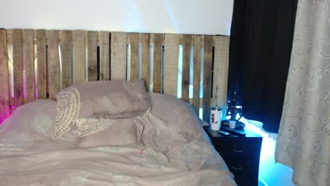 Big Jones online show from April 4, 3:05 am