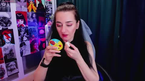 Snapshot of jessica_alford chatting on January 10, 5:37 am Jessica online show from January 10, 5:37 am