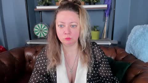 Snapshot of jessica_foxie chatting on January 6, 1:08 pm Jessica online show from January 6, 1:08 pm