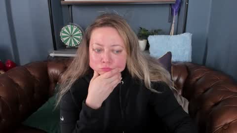 Snapshot of jessica_foxie chatting on January 7, 11:48 am Jessica online show from January 7, 11:48 am