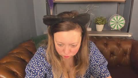 Snapshot of jessica_foxie chatting on January 20, 10:51 am Jessica online show from January 20, 10:51 am