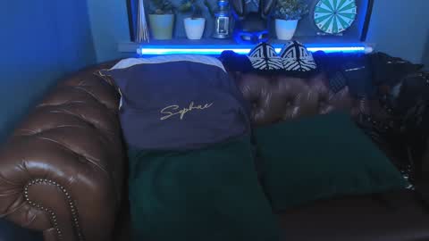Snapshot of jessica_foxie chatting on January 21, 3:10 pm Jessica online show from January 21, 3:10 pm